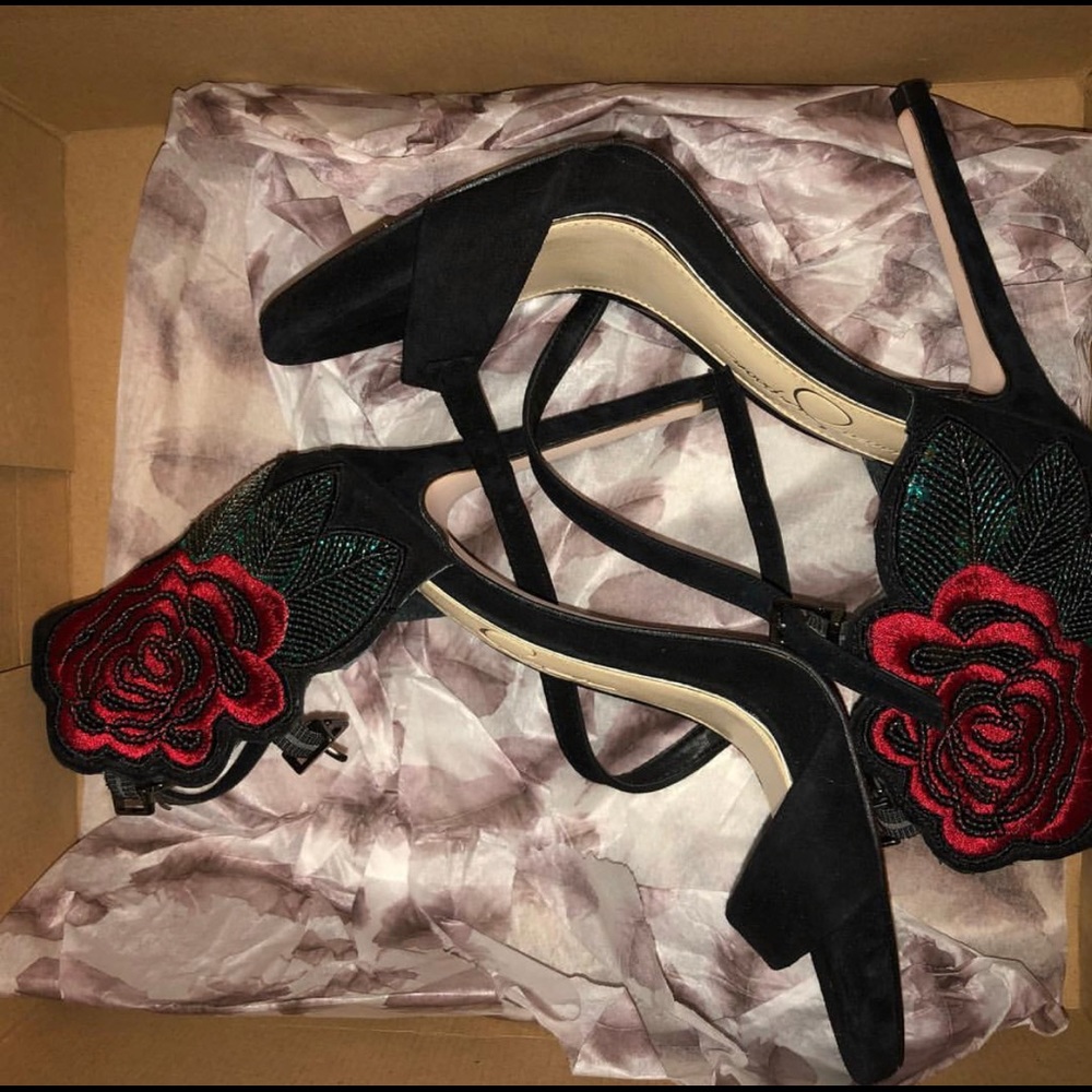 Jessica Simpson heels